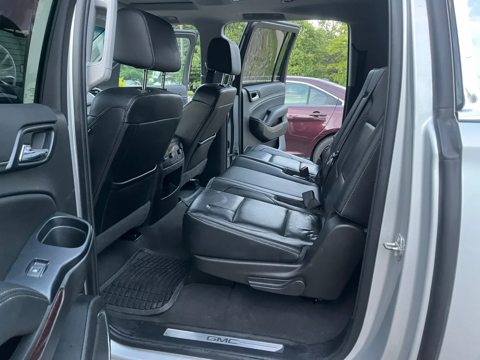 GMC Yukon interior detail - after